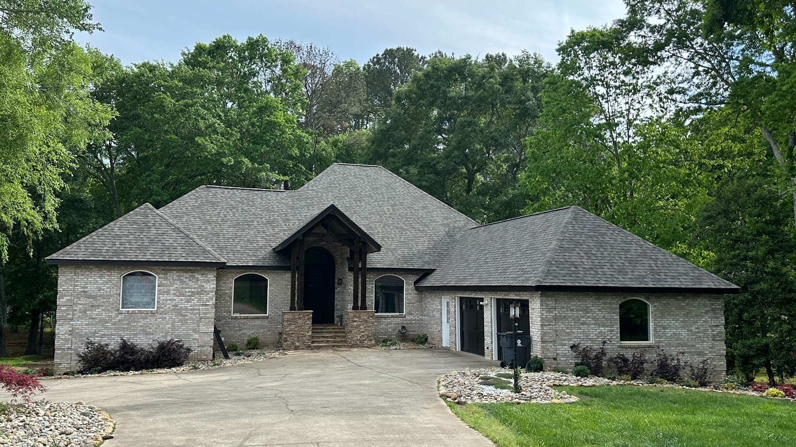 Four Seasons Roofing project